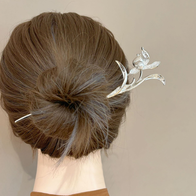 دبوس شعر أوركيد فضي على الطراز - مراجعة Hair Care Ingredients وسعره